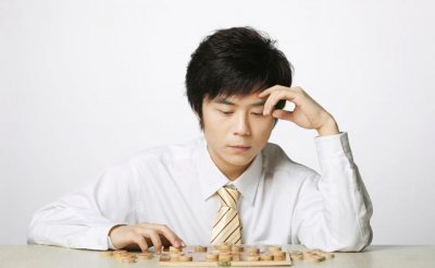 ​新手该怎么下象棋？初学者的必学的基本走法，想赢的都给我看过来