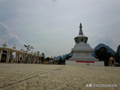 航拍广西特色乡镇之都安县地苏镇 喀斯特地貌有大规模的地下河