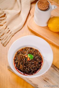 ​油酥海带这样做，味香浓郁，云南独有口味，是下酒菜没错了