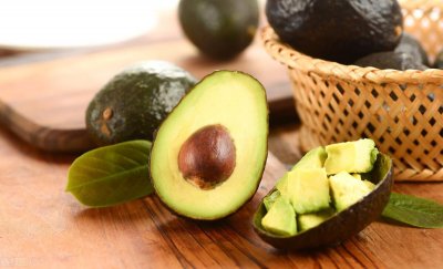 ​壹邦小知识：牛油果熟不熟怎么看 牛油果对身体有什么好处