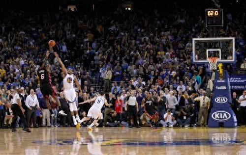 詹姆斯生涯精彩绝杀表现