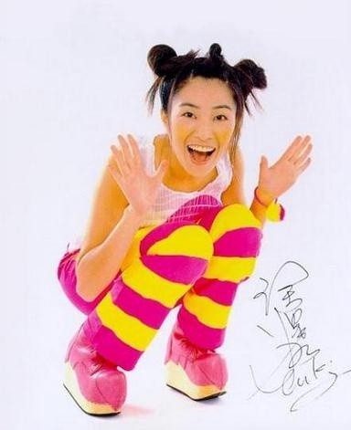 还记得那个唱《我是女生》的她吗？因拒绝潜规则最红时被雪藏