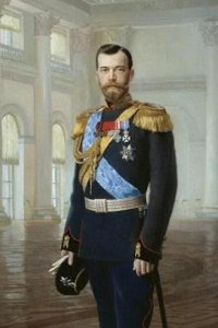 ​尼古拉二世：惨遭灭门的俄国末代沙皇，一手毁了300年家族基业