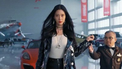 ​＂亚洲女神克拉拉：这才是真实的犯规级美貌！＂