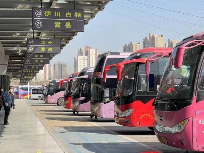 ​郑州交运集团：2600台大巴车蓄势待发迎接春运“返乡大潮”