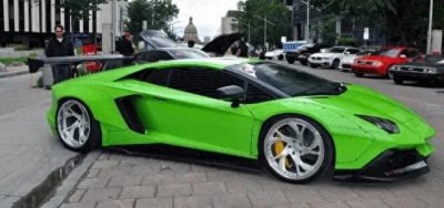 ​700万兰博基尼街头出租，车牌成了亮点，众人表示一天20也不租