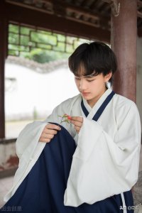 ​民间俗语：“男怕水蛇腰，女怕肋下膘。”究竟是什么意思呢？