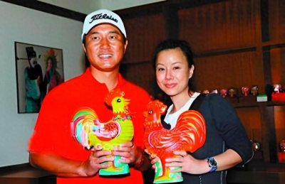 ​被丈夫满文军亲手送进监狱，囚禁256天的李俐，出狱后7年才离婚？