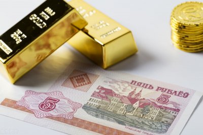 ​卢布美元巅峰大决战，俄罗斯是如何反杀美元的？