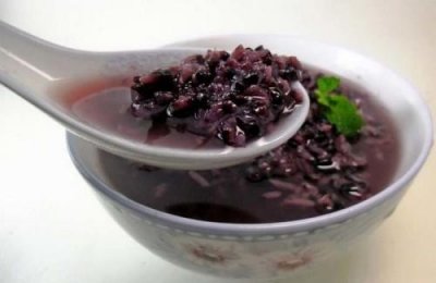​黑米粥，既营养又美味的早餐，简单做法