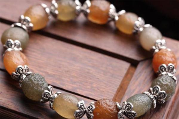 葡萄干玛瑙多少钱 葡萄干玛瑙手链价格