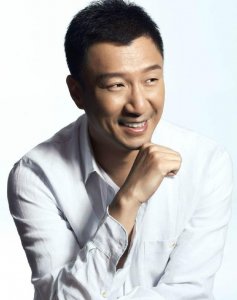 ​当年孙红雷拍戏后不敢看回放，现场怼导演：如果我疯了治疗费你掏