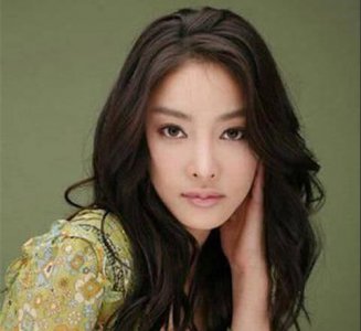 ​韩国前首相是谁（她十年前自杀震动韩国）