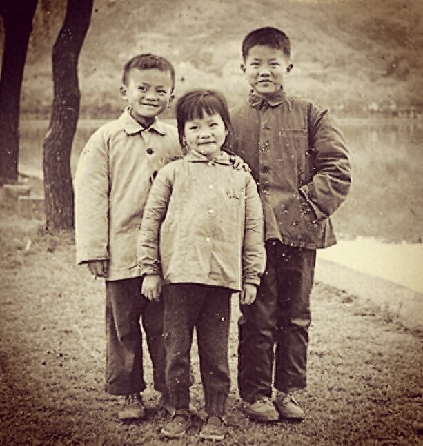 从屌丝逆袭成中国首富，马云这些珍贵老照片，藏着你不知道的故事