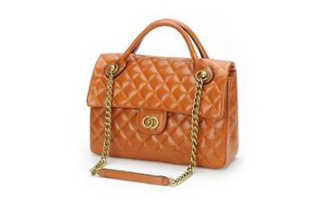 2025年8月17日生肖马五行穿衣指南