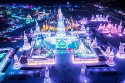 ​“排队 20 度排队几小时”游客高喊退票！哈尔滨冰雪大世界致歉