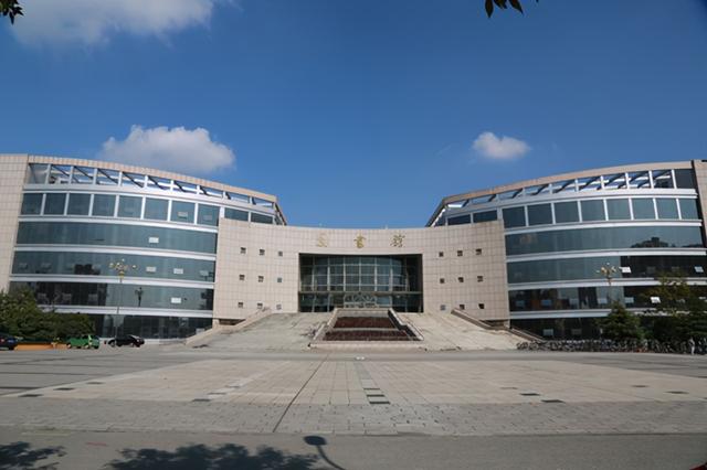 各高校图书馆你喜欢哪一个（美翻了大学之大）(54)