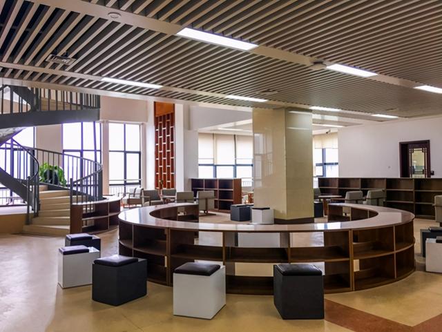 各高校图书馆你喜欢哪一个（美翻了大学之大）(34)