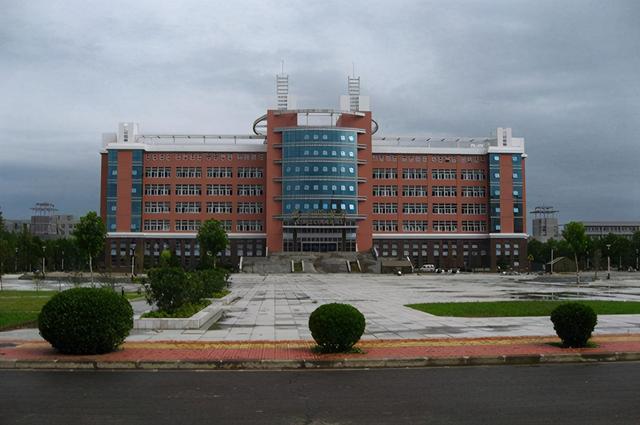 各高校图书馆你喜欢哪一个（美翻了大学之大）(87)