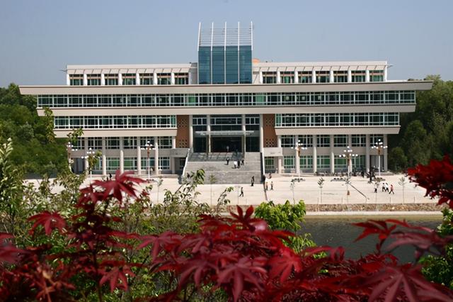 各高校图书馆你喜欢哪一个（美翻了大学之大）(36)