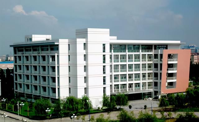 各高校图书馆你喜欢哪一个（美翻了大学之大）(80)