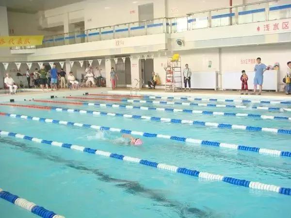 上海没有好的游泳池吗（降温都是骗人的）(10)