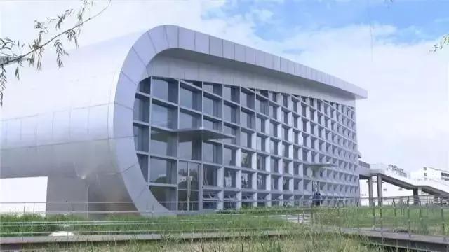 上海没有好的游泳池吗（降温都是骗人的）(26)