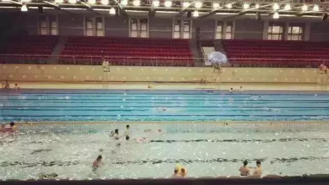 上海没有好的游泳池吗（降温都是骗人的）(28)