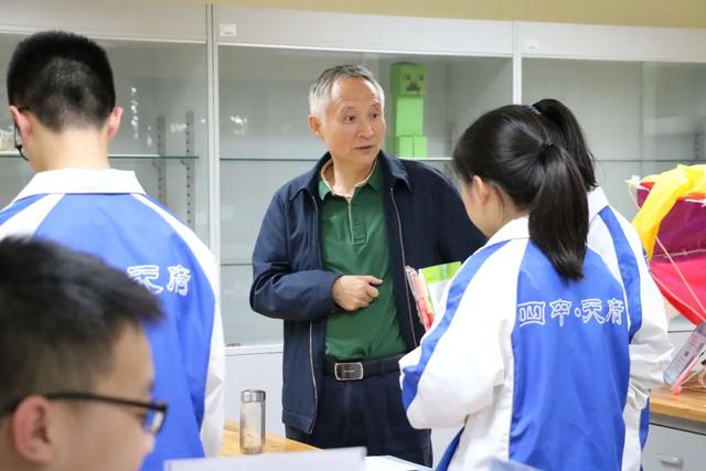 成都石室最好的校区（靠实力和成绩说话的石室天府）(18)