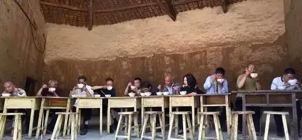 中国美女主持人一夜之间神秘失踪，11年后，真相震撼曝光…