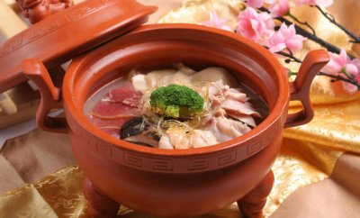 ​与人物相关的十大名菜排名（与人物相关的十大名菜有哪些）