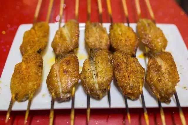 广州大学城的大学（广州6条高校堕落街）(29)