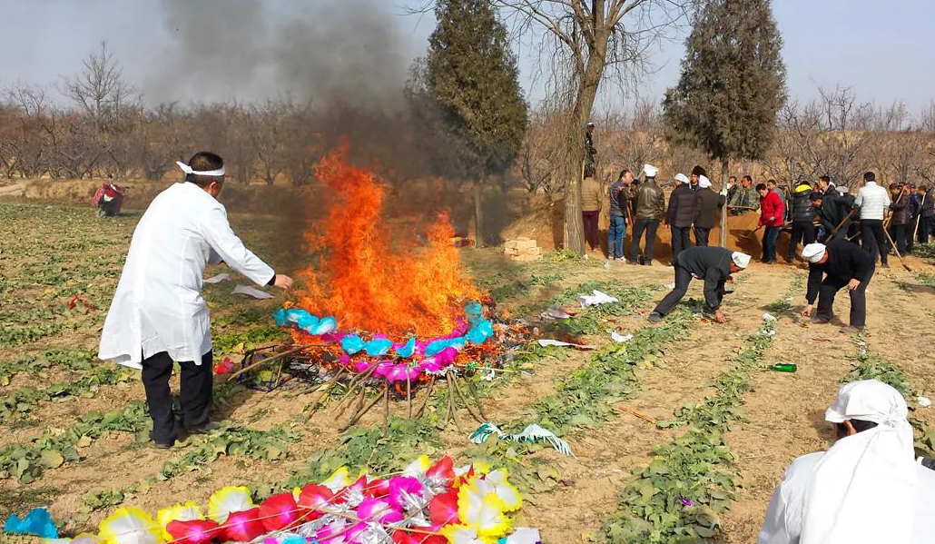 头七祭是什么意思 (祭拜头七要说什么)-图9