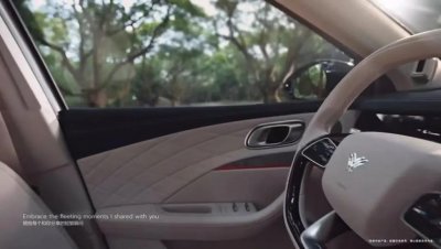 ​周鸿祎登台，哪吒汽车闹海