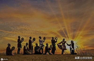 ​谭维维央视咏唱新《敕勒歌》，火了！为它填词的，是位西安诗人