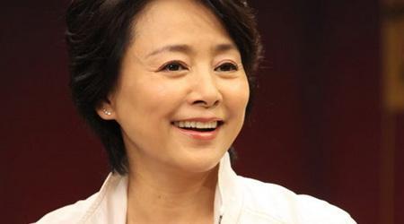 她是中国最美女神，爱情以离婚收场，如今60岁让人心疼