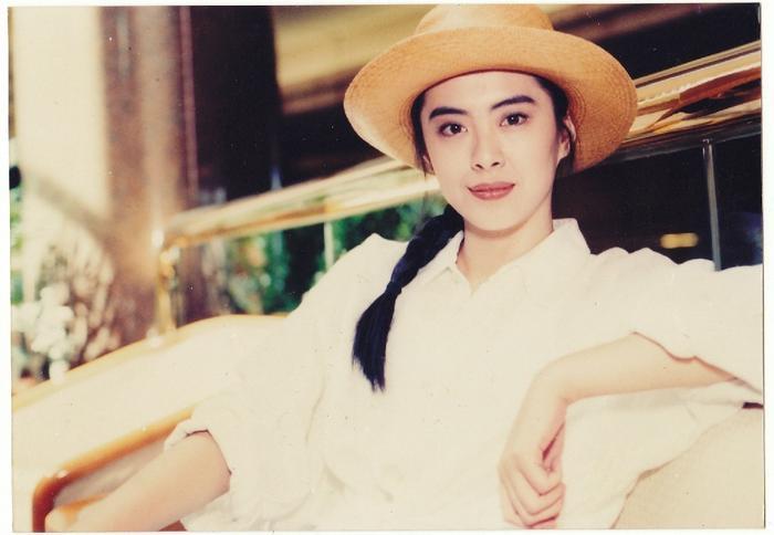 她是中国最美女神，爱情以离婚收场，如今60岁让人心疼