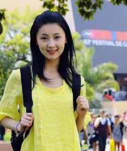 ​甘薇家庭背景太恐怖？ 盘点后台太硬无人敢潜规则的女星