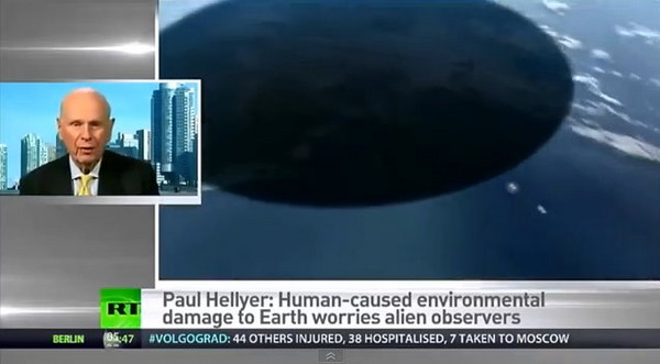 赫勒说，LED灯、微型晶片和防弹衣，其实都是外星人的科技产品。