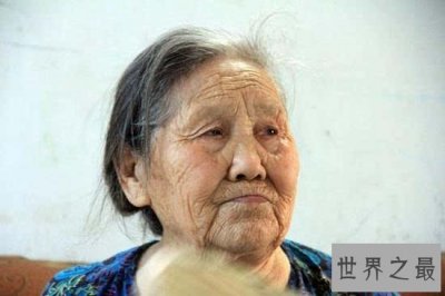 ​湖南第一寿星，面色红润6颗牙齿(122岁)
