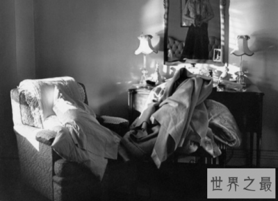 ​做梦是人们熟睡时大脑里出现的画面 那么梦见亲人去世是什么意思呢