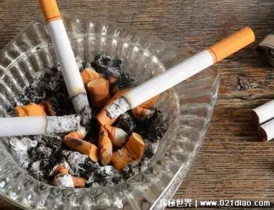 ​烟灰缸里为什么不能倒水，暗指穷途末路(不能倒水的3个科学解释)