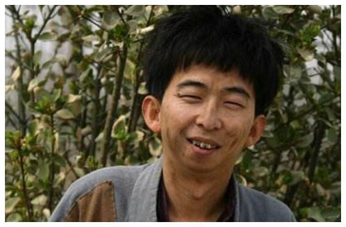 最丑影帝巨兴茂，娶如花似玉小娇妻，身价10亿被称人生赢家！