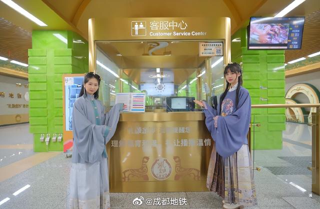 成都地铁3号线出口（成都地铁7号线荣获詹天佑奖）(8)