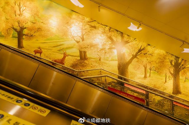 成都地铁3号线出口（成都地铁7号线荣获詹天佑奖）(1)