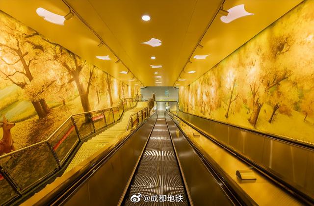 成都地铁3号线出口（成都地铁7号线荣获詹天佑奖）(2)