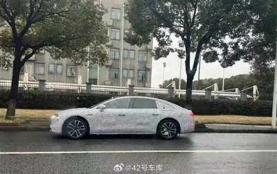 ​华为、北汽合作首车“享界”谍照曝光！定位中大型豪华纯电轿车