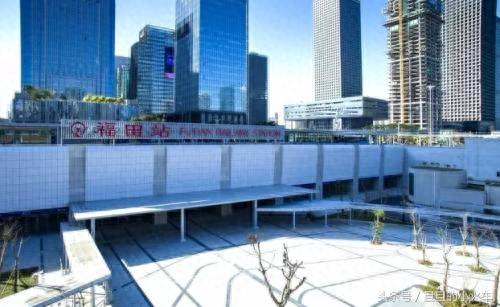 亚洲最大的地下高铁站，深圳福田站