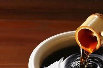 ​自己小心眼爱吃醋怎么办