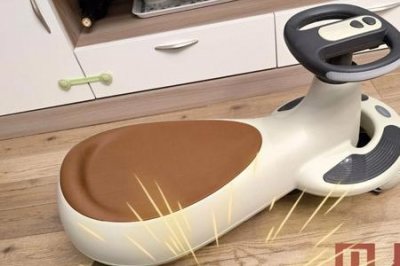 ​贝易扭扭车牵引绳怎么安装